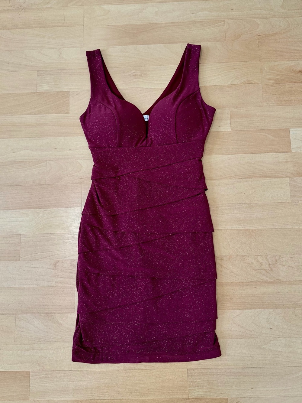 Emerald Sundae Burgundy Glitter Cocktail Dress Size Small Bodycon Party Dress
